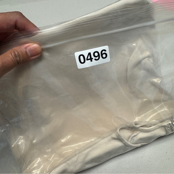 COS Cream Minimalist Quiet Luxury Blouse Size S Cap Sleeve Back Zip Modern Top - Picture 13 of 14